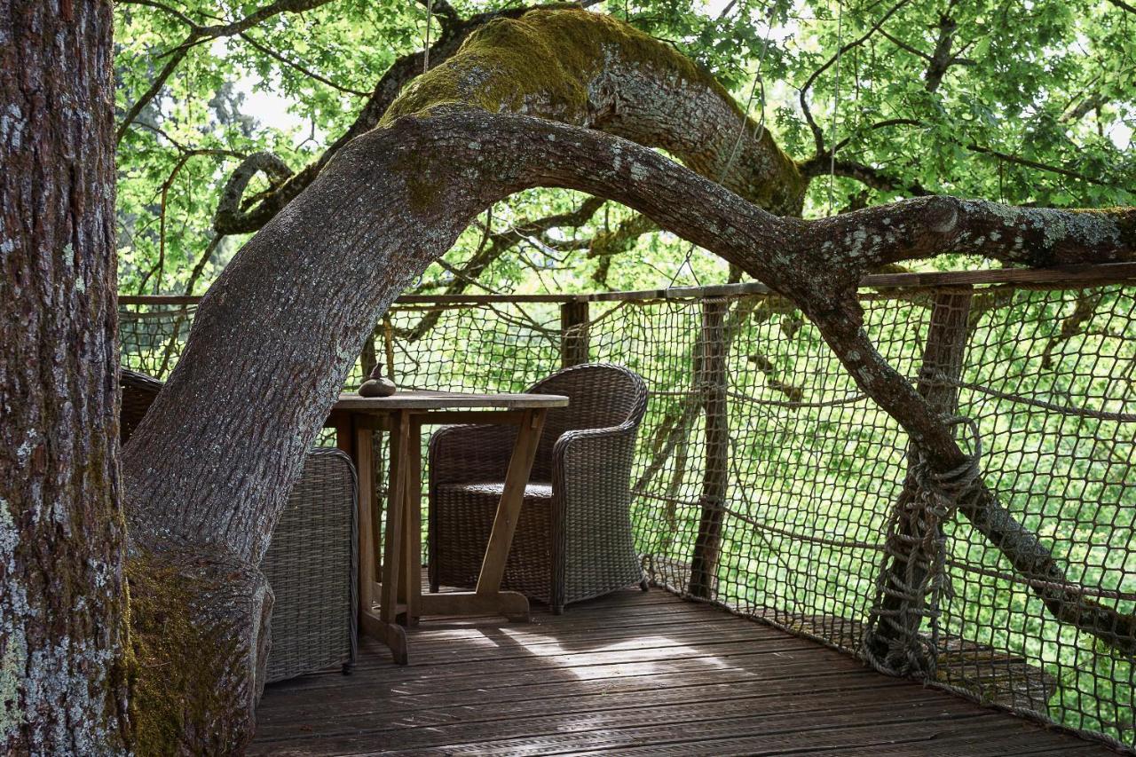 Cabane Perchee Dans Les Arbres Saint-Hilaire-en-Morvan Exterior photo